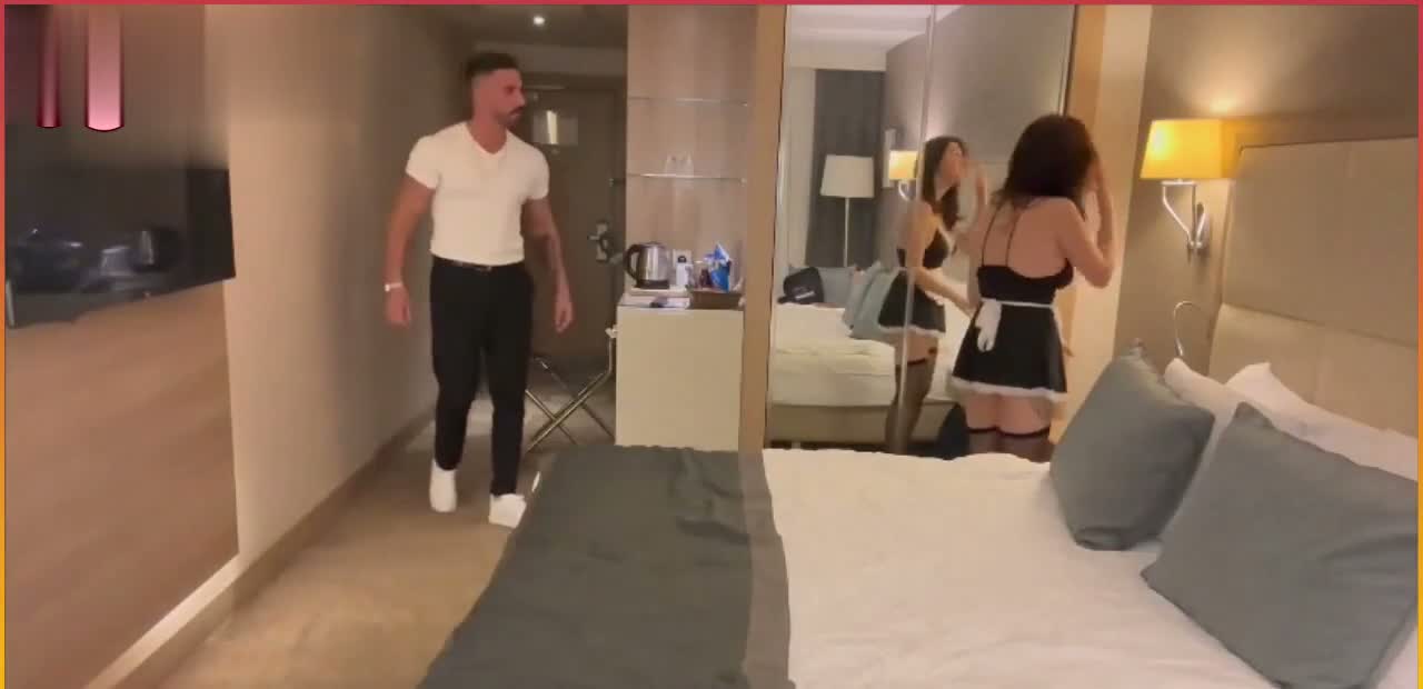 Athelina Otel Pornosu Fantezili