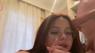 Liseli ifşa HD Porno Gözlüklü Liseli